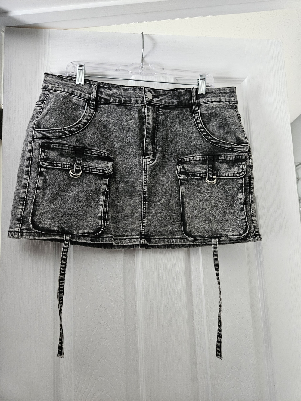 SHEIN Washed Black Utility Denim Mini Skirt
